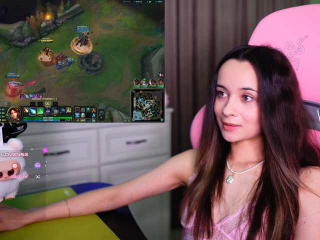 JuicyAngel live cam on BongaCams