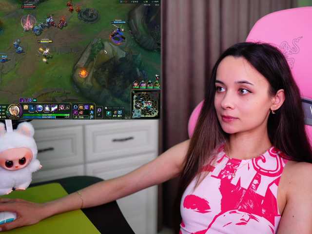 JuicyAngel live cam on BongaCams