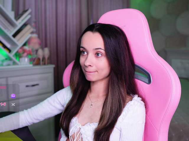 JuicyAngel live cam on BongaCams
