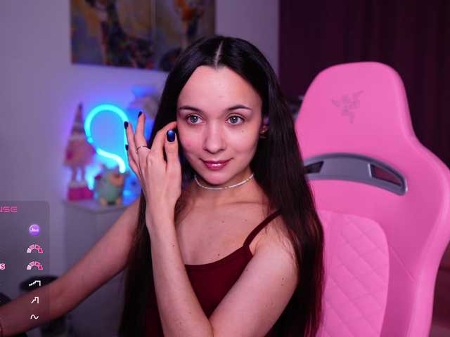 JuicyAngel's BongaCams show and profile