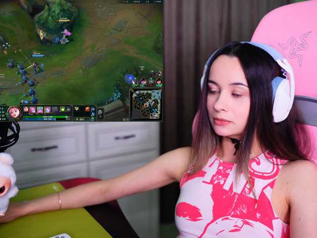 JuicyAngel live cam on BongaCams