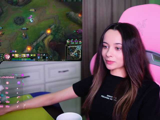 JuicyAngel live cam on BongaCams