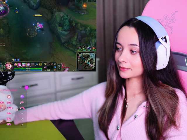 JuicyAngel live cam preview