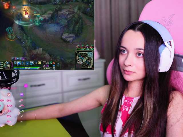 JuicyAngel live cam on BongaCams