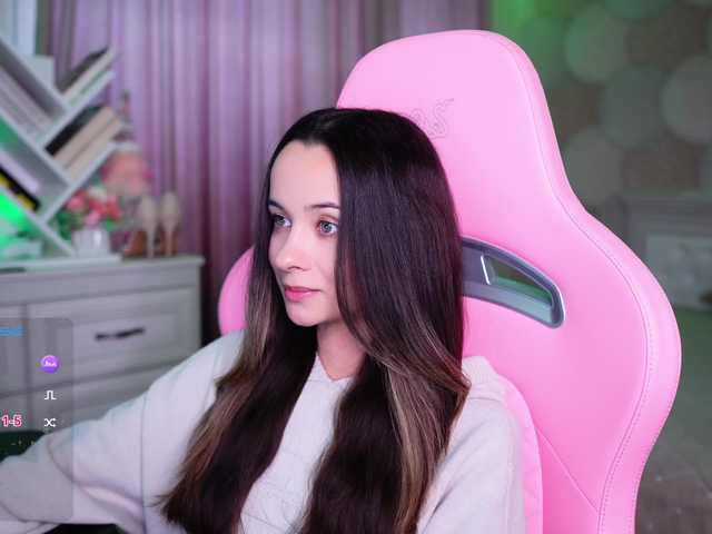 JuicyAngel live cam on BongaCams