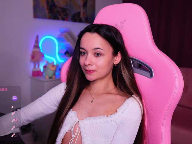 JuicyAngel's BongaCams show and profile