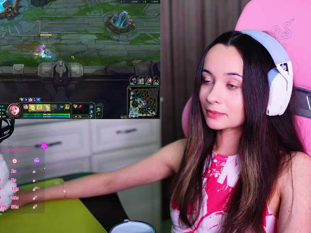 JuicyAngel live cam on BongaCams