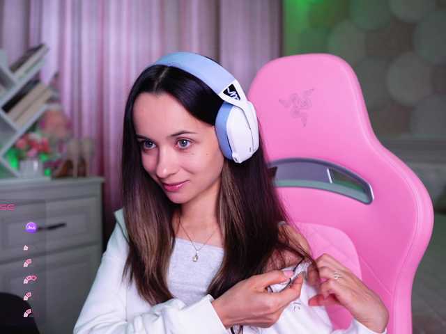 JuicyAngel live webcam show