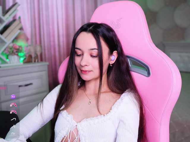 JuicyAngel live cam on BongaCams