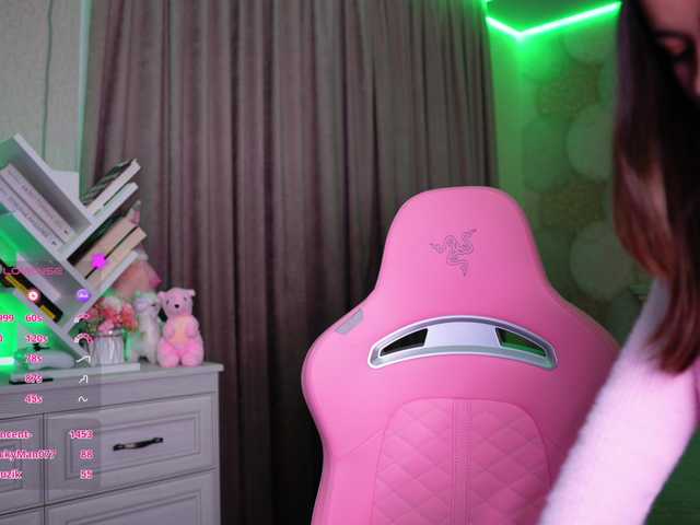 JuicyAngel live cam on BongaCams