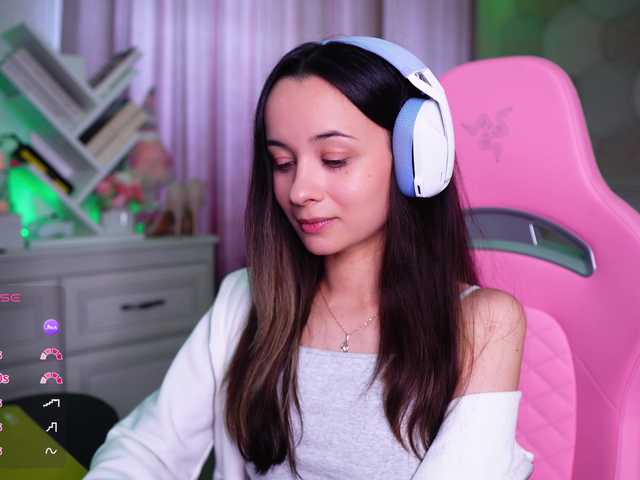 JuicyAngel live webcam show