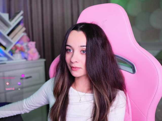 JuicyAngel live cam preview