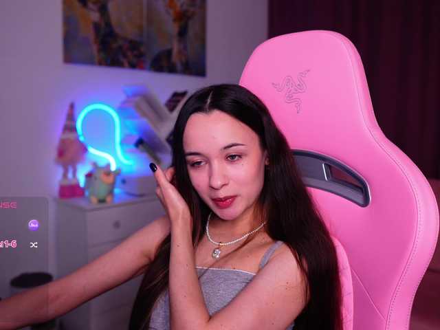 JuicyAngel's BongaCams show and profile