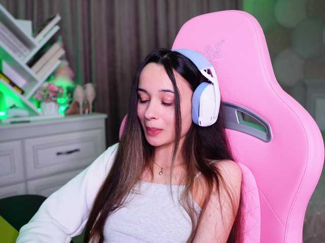 JuicyAngel live cam on BongaCams