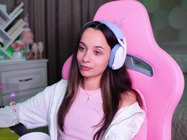 JuicyAngel live webcam show