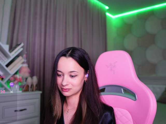 JuicyAngel live cam on BongaCams