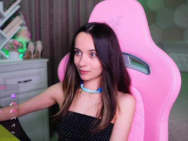 JuicyAngel Live Cam on BongaCams