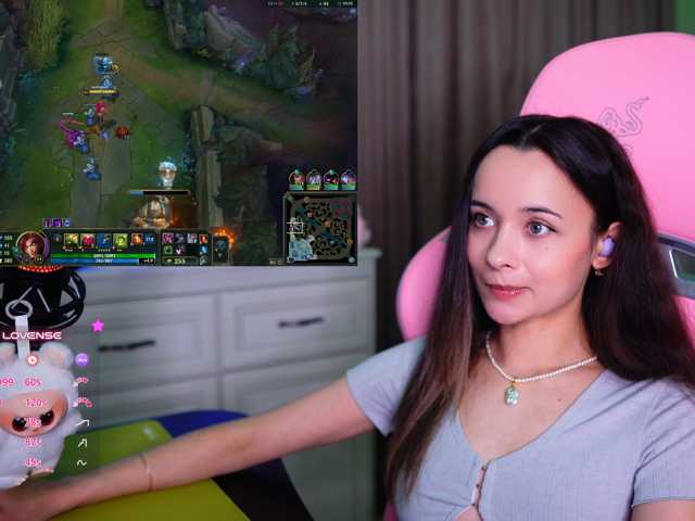 JuicyAngel live cam on BongaCams