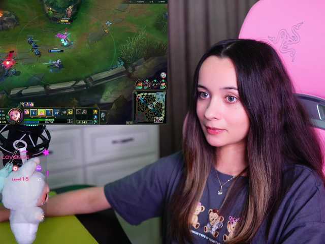 JuicyAngel live cam preview