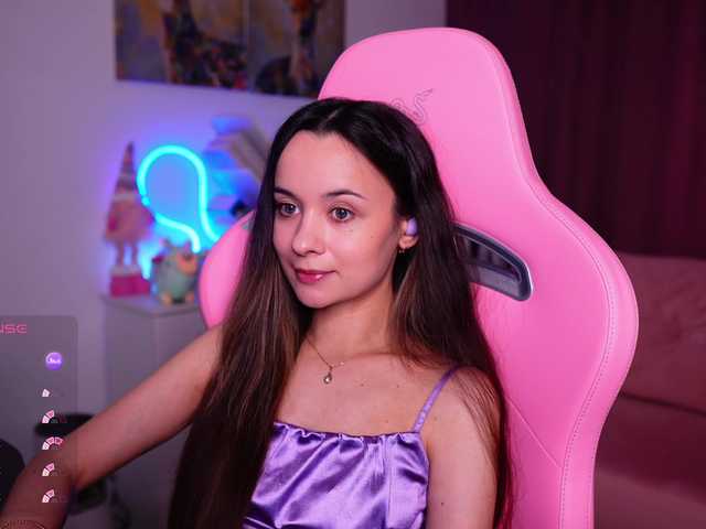 JuicyAngel's BongaCams show and profile