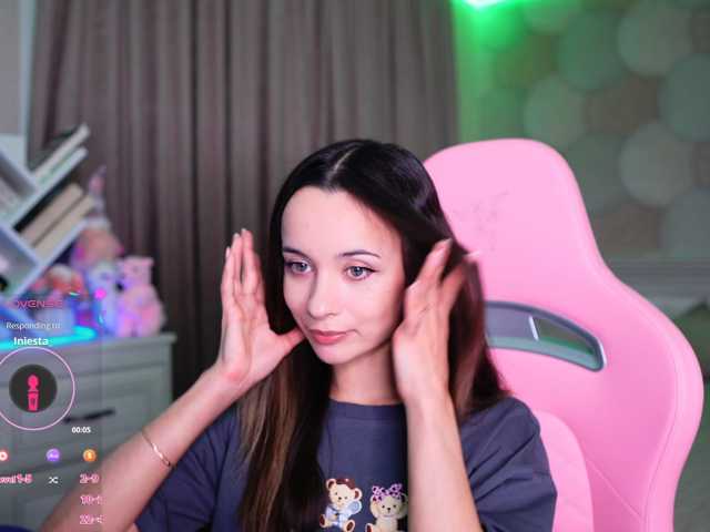 JuicyAngel live cam on BongaCams