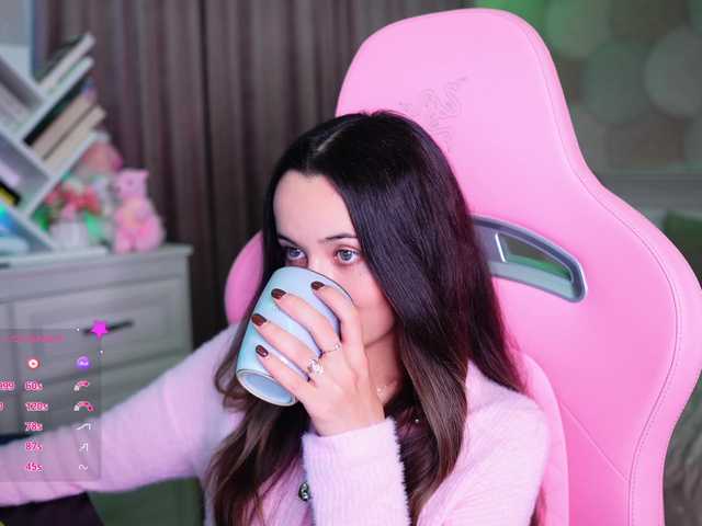 JuicyAngel live cam preview