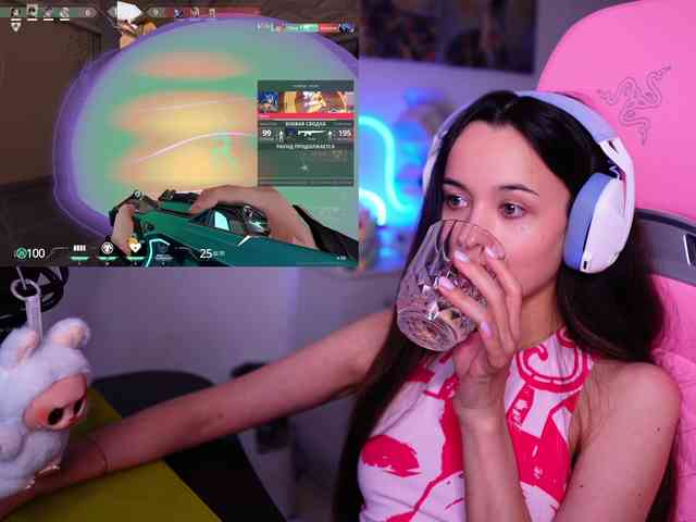JuicyAngel webcam