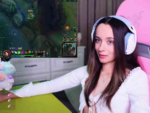 JuicyAngel webcam