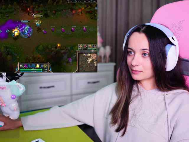 JuicyAngel webcam