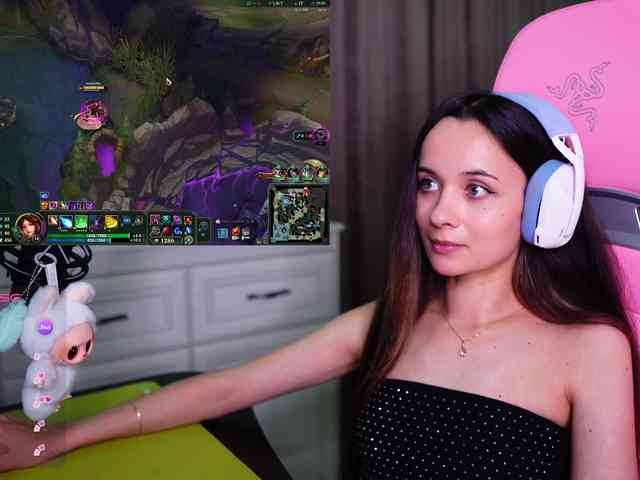 JuicyAngel webcam