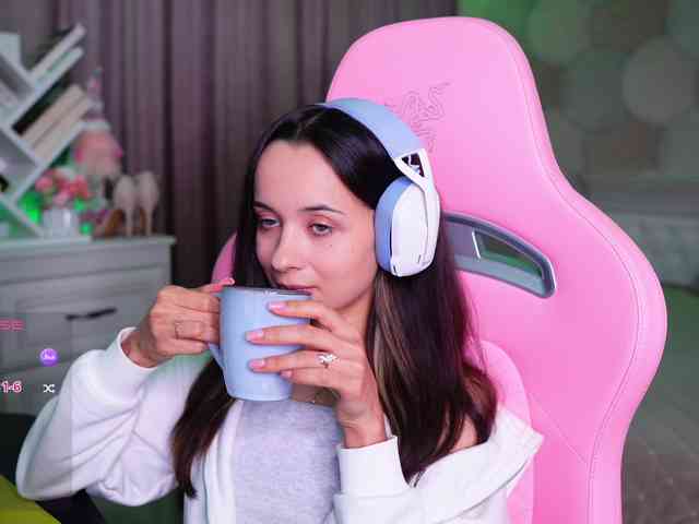 JuicyAngel webcam