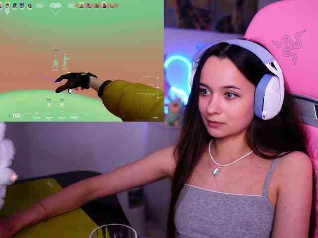JuicyAngel webcam