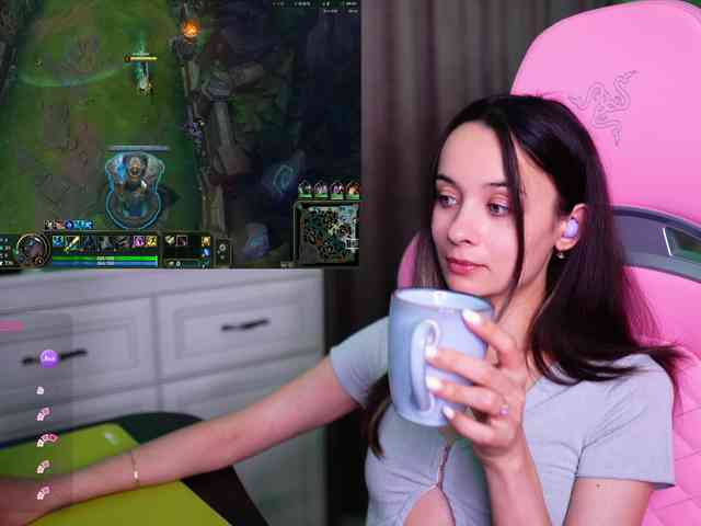 JuicyAngel webcam