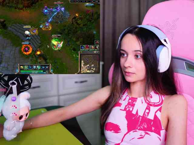JuicyAngel webcam