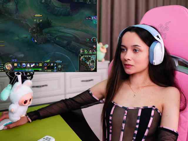 JuicyAngel webcam