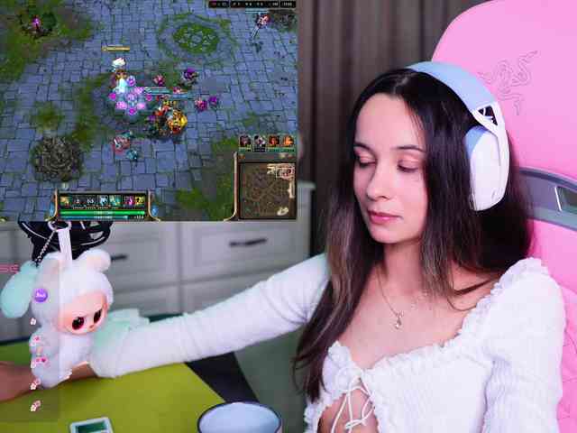 JuicyAngel webcam