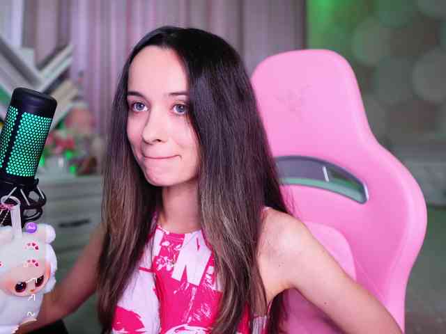 juicyangel's live room
