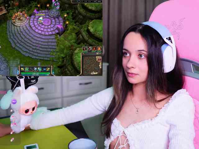 JuicyAngel webcam