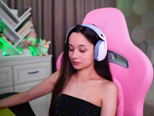 JuicyAngel webcam