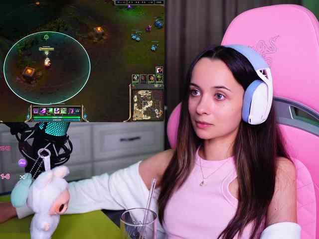 JuicyAngel webcam