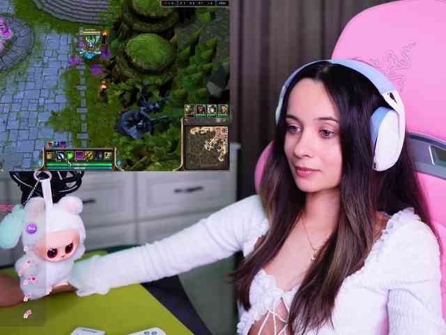 JuicyAngel webcam