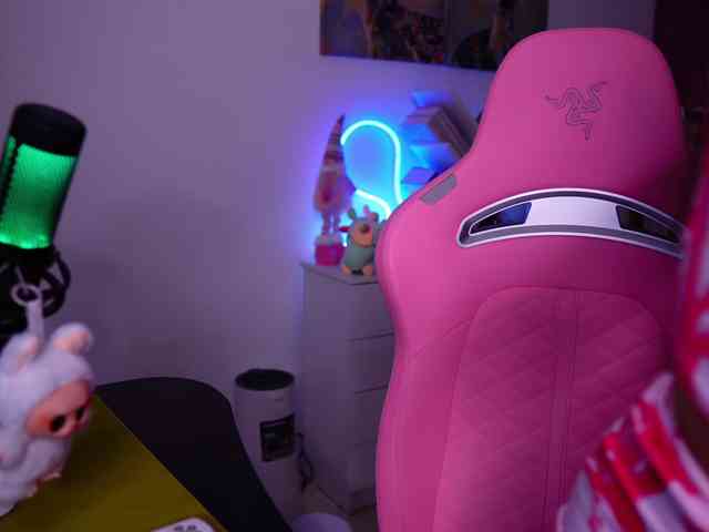 JuicyAngel webcam