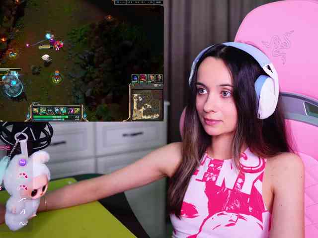JuicyAngel webcam
