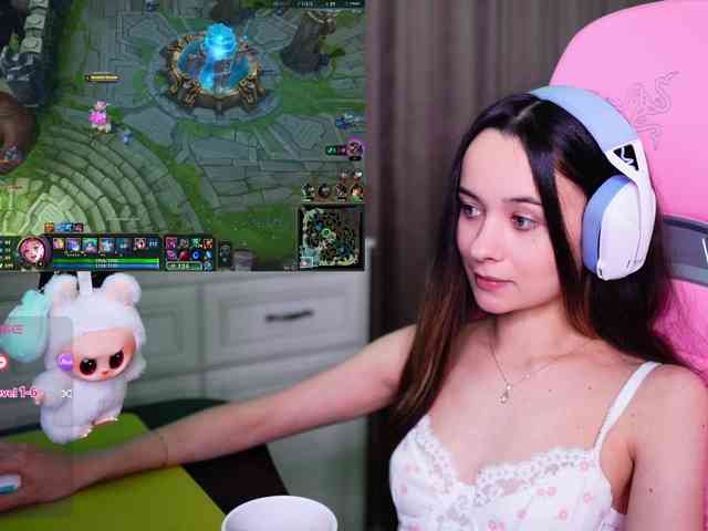 JuicyAngel webcam