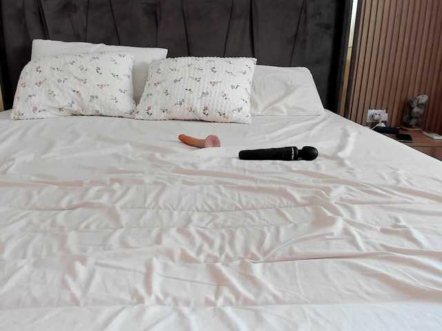 roses-dream live cam on BongaCams
