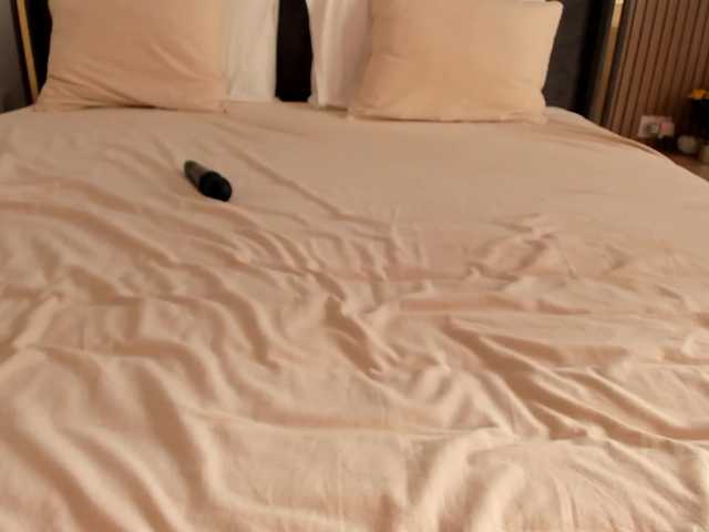 roses-dream live cam on BongaCams