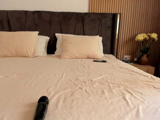 roses-dream live cam on BongaCams