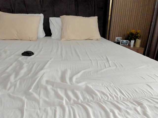 roses-dream live cam on BongaCams