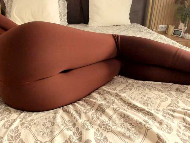roses-dream live cam on BongaCams