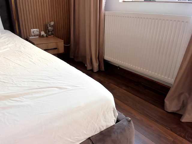 roses-dream live webcam show